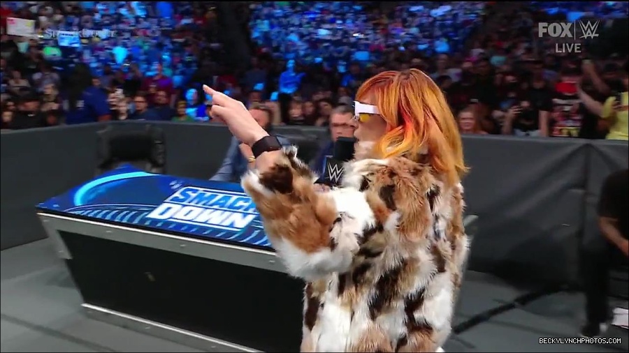 WWE_Friday_Night_Smackdown_1st_July_2022_720p_WEBRip_h264_mp4_002612813.jpg