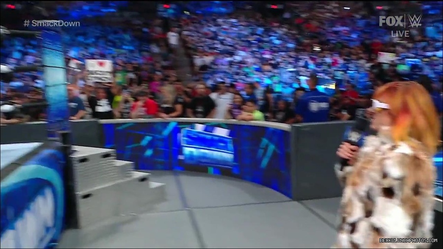 WWE_Friday_Night_Smackdown_1st_July_2022_720p_WEBRip_h264_mp4_002614415.jpg
