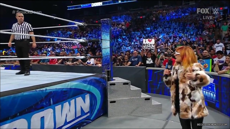 WWE_Friday_Night_Smackdown_1st_July_2022_720p_WEBRip_h264_mp4_002624425.jpg