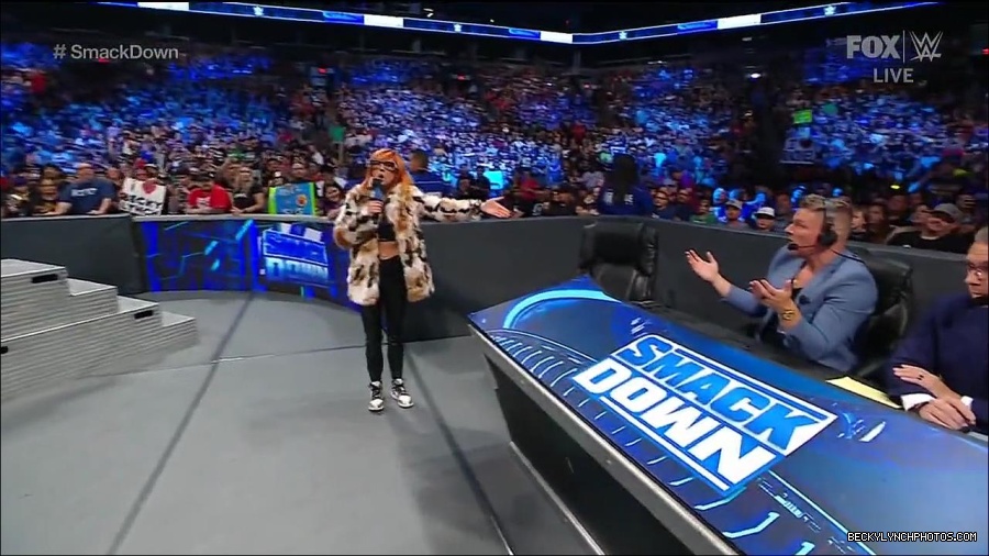 WWE_Friday_Night_Smackdown_1st_July_2022_720p_WEBRip_h264_mp4_002628429.jpg