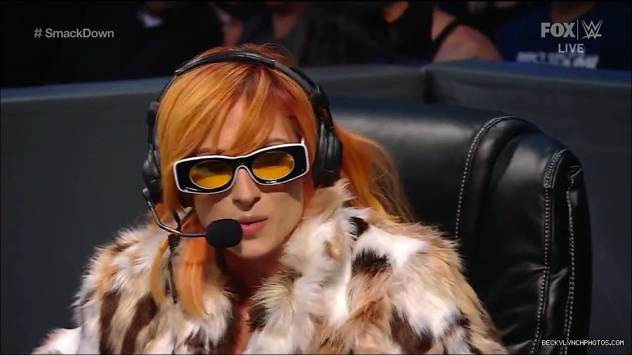 WWE_Friday_Night_Smackdown_1st_July_2022_720p_WEBRip_h264_mp4_002700100.jpg