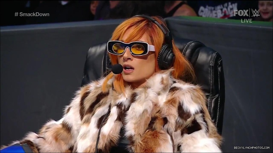 WWE_Friday_Night_Smackdown_1st_July_2022_720p_WEBRip_h264_mp4_002710911.jpg