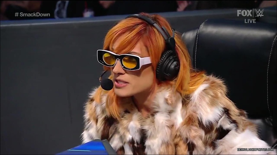 WWE_Friday_Night_Smackdown_1st_July_2022_720p_WEBRip_h264_mp4_002794995.jpg