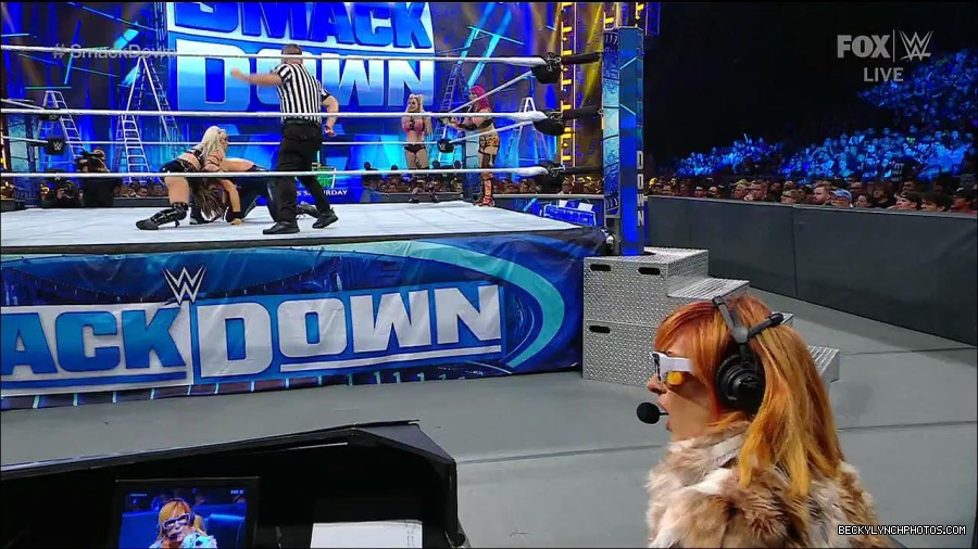 WWE_Friday_Night_Smackdown_1st_July_2022_720p_WEBRip_h264_mp4_002816733.jpg
