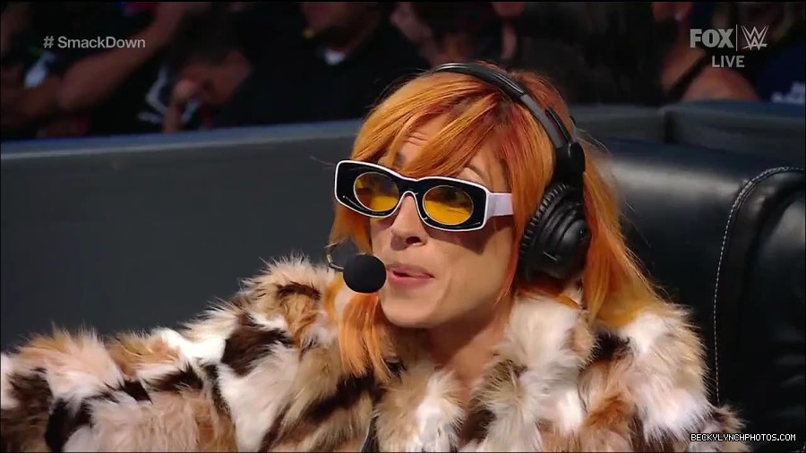 WWE_Friday_Night_Smackdown_1st_July_2022_720p_WEBRip_h264_mp4_002872789.jpg
