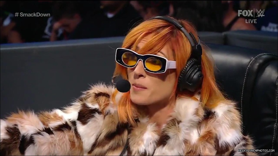 WWE_Friday_Night_Smackdown_1st_July_2022_720p_WEBRip_h264_mp4_002873590.jpg