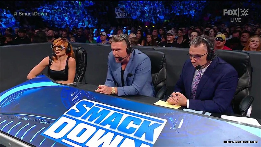 WWE_Friday_Night_Smackdown_1st_July_2022_720p_WEBRip_h264_mp4_002962090.jpg