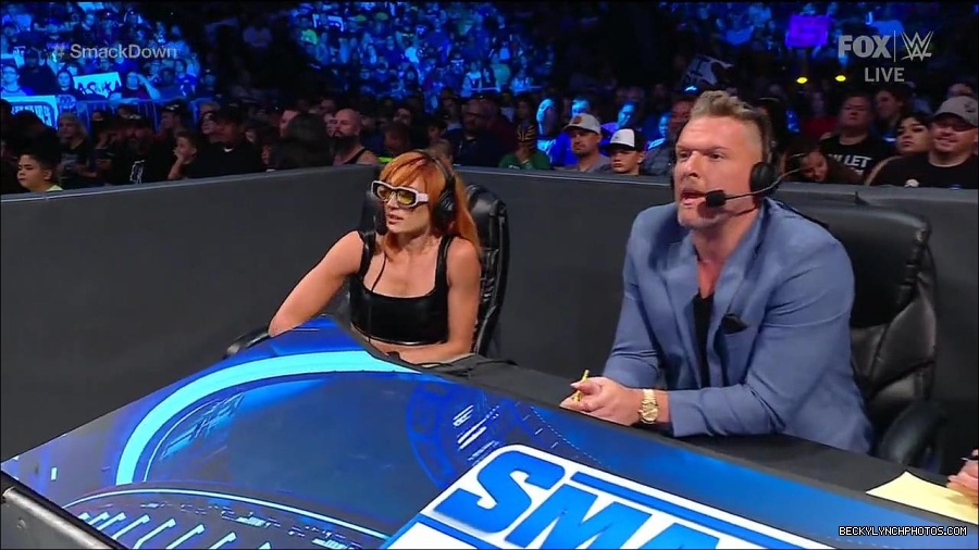 WWE_Friday_Night_Smackdown_1st_July_2022_720p_WEBRip_h264_mp4_002964092.jpg