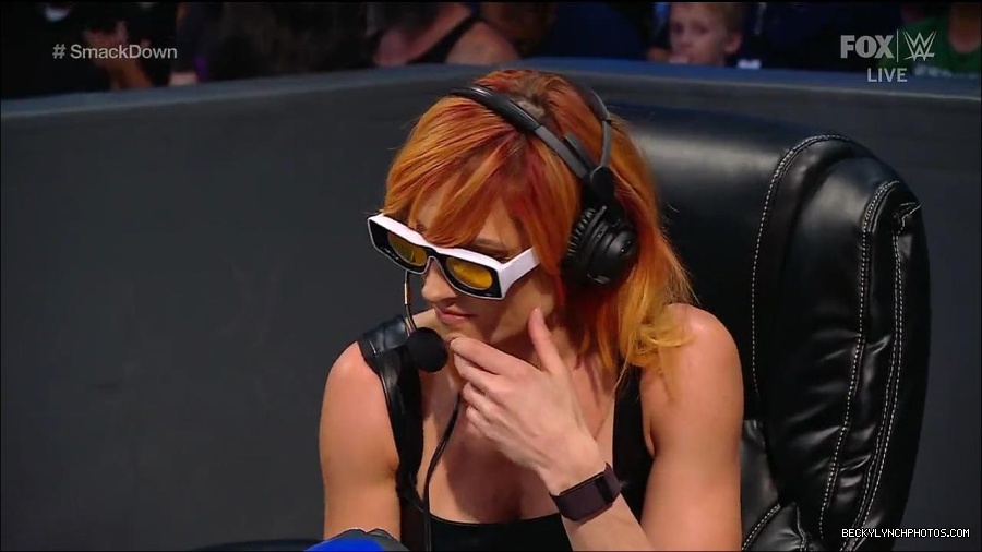 WWE_Friday_Night_Smackdown_1st_July_2022_720p_WEBRip_h264_mp4_002982510.jpg
