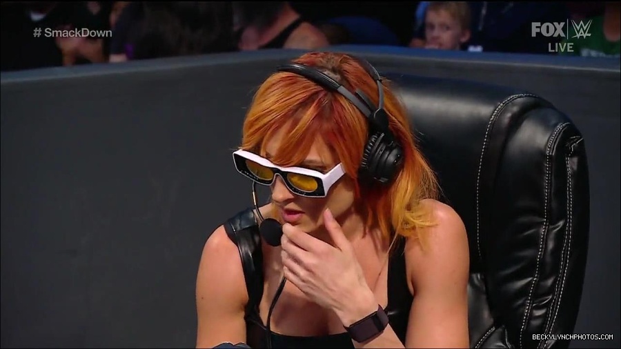 WWE_Friday_Night_Smackdown_1st_July_2022_720p_WEBRip_h264_mp4_002982911.jpg