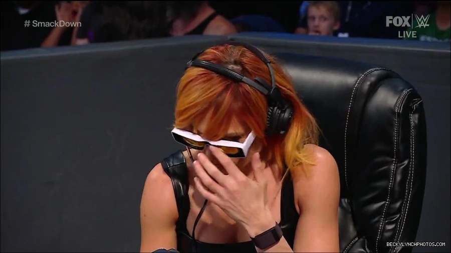 WWE_Friday_Night_Smackdown_1st_July_2022_720p_WEBRip_h264_mp4_002983311.jpg