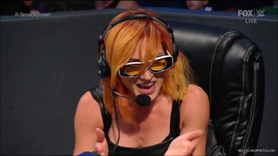 WWE_Friday_Night_Smackdown_1st_July_2022_720p_WEBRip_h264_mp4_002989718.jpg