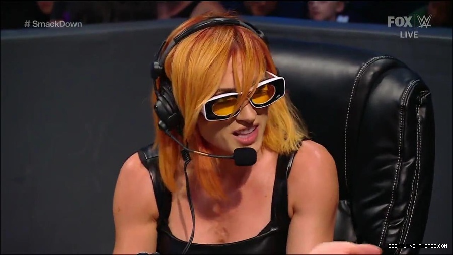 WWE_Friday_Night_Smackdown_1st_July_2022_720p_WEBRip_h264_mp4_002990118.jpg