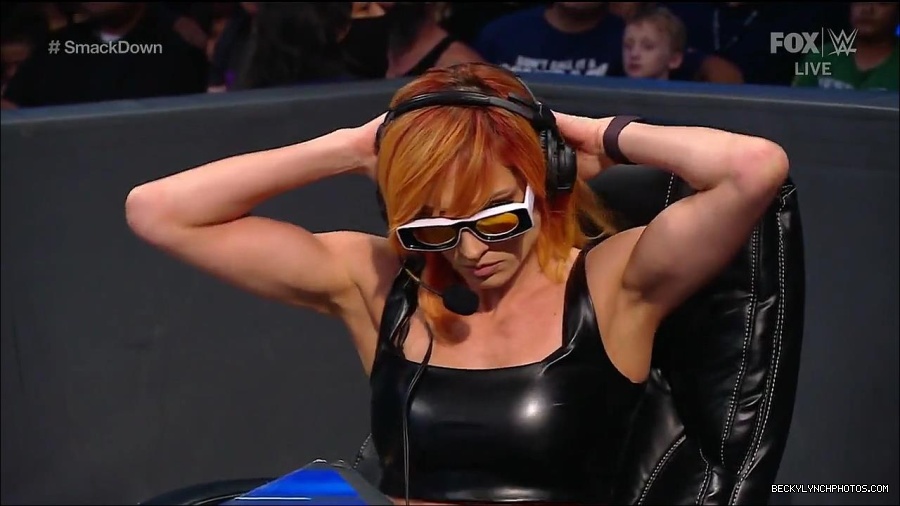 WWE_Friday_Night_Smackdown_1st_July_2022_720p_WEBRip_h264_mp4_003190902.jpg