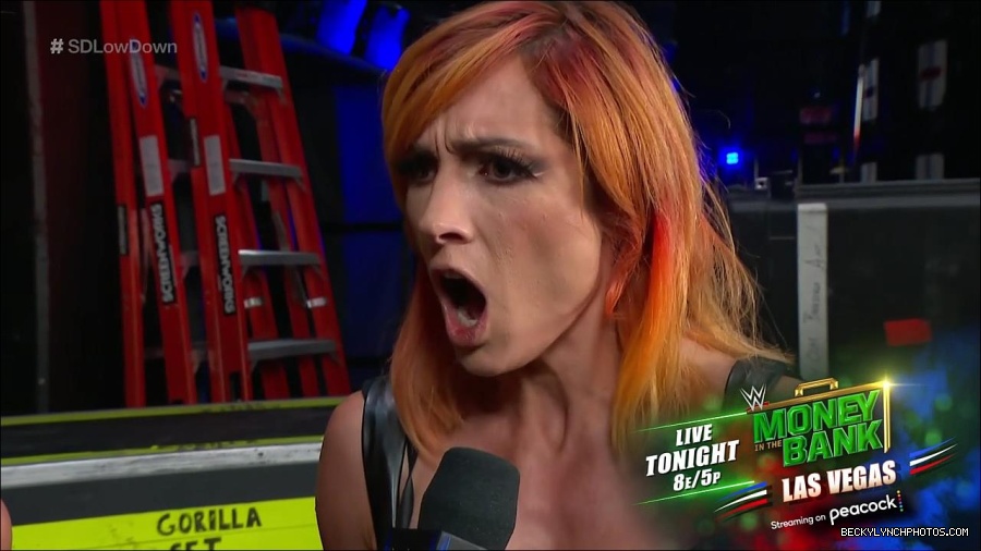 WWE_The_SmackDown_LowDown_2022_07_02_720p_Hi_WEB_h264-HEEL_mp4_000292933.jpg
