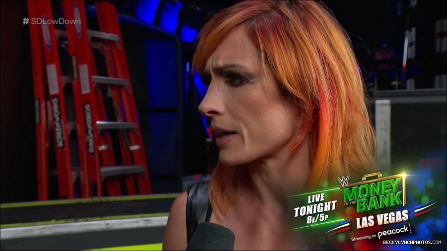 WWE_The_SmackDown_LowDown_2022_07_02_720p_Hi_WEB_h264-HEEL_mp4_000296133.jpg