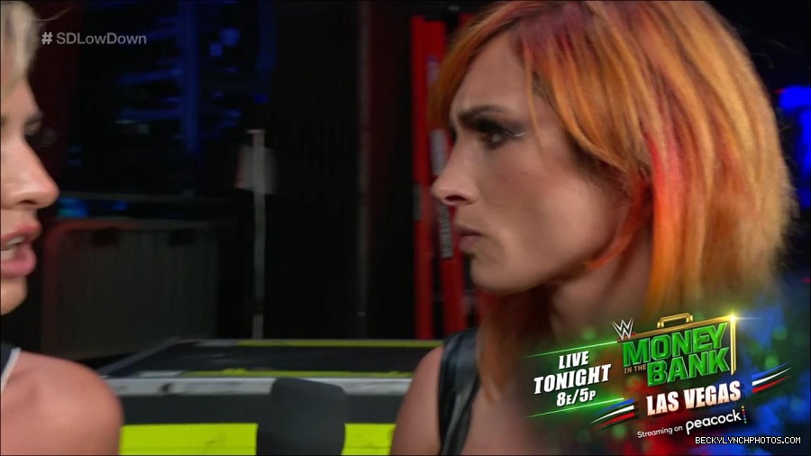 WWE_The_SmackDown_LowDown_2022_07_02_720p_Hi_WEB_h264-HEEL_mp4_000297333.jpg