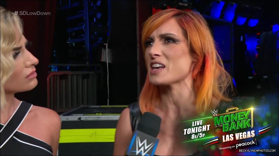WWE_The_SmackDown_LowDown_2022_07_02_720p_Hi_WEB_h264-HEEL_mp4_000307733.jpg