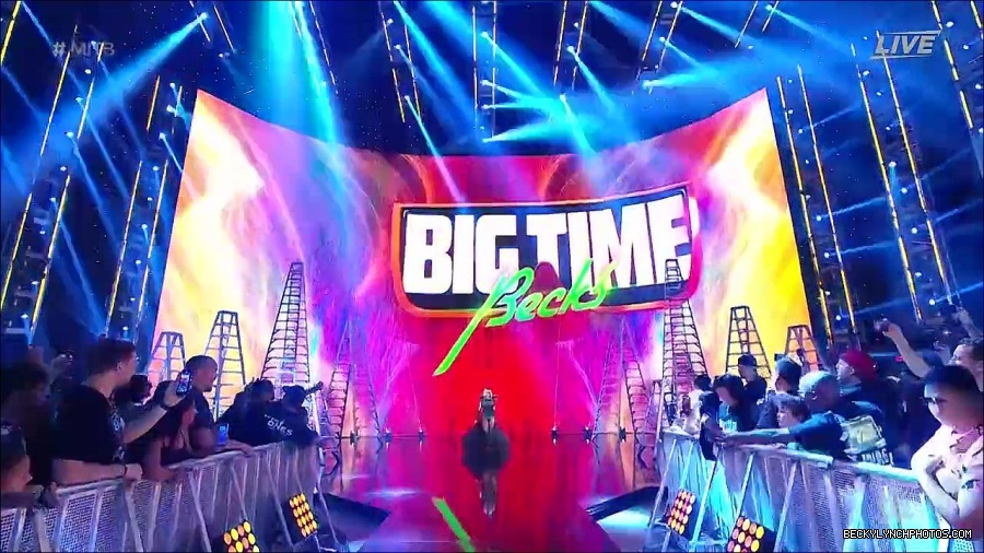 WWE_Money_In_The_Bank_2022_720p_WEB_h264-HEEL_mp4_000315921.jpg