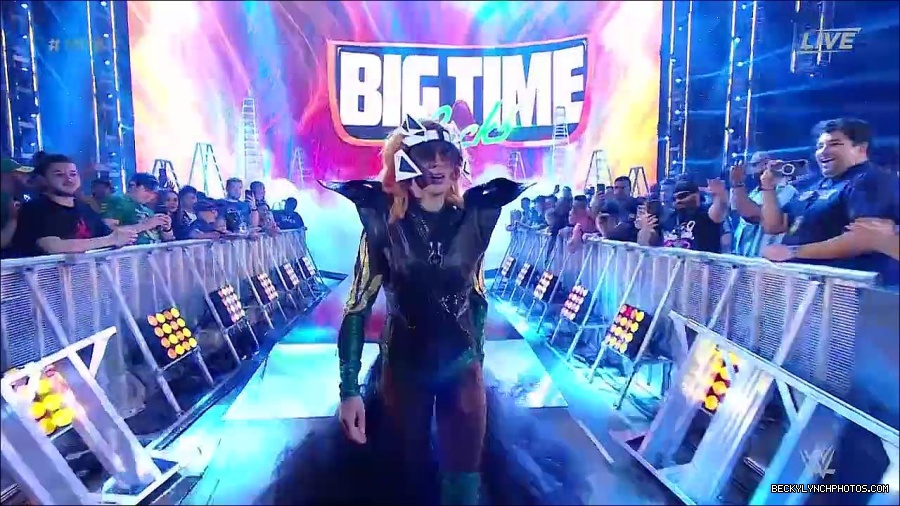 WWE_Money_In_The_Bank_2022_720p_WEB_h264-HEEL_mp4_000335921.jpg