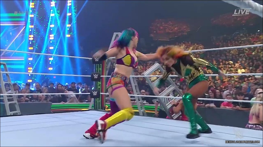 WWE_Money_In_The_Bank_2022_720p_WEB_h264-HEEL_mp4_000710754.jpg