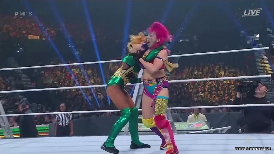 WWE_Money_In_The_Bank_2022_720p_WEB_h264-HEEL_mp4_000718754.jpg