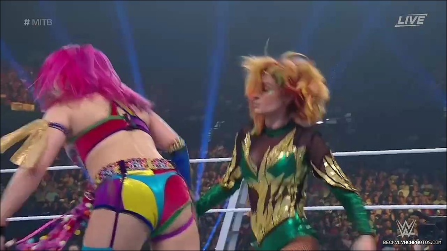WWE_Money_In_The_Bank_2022_720p_WEB_h264-HEEL_mp4_000725554.jpg