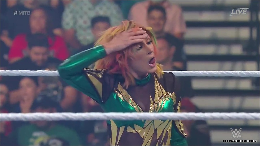 WWE_Money_In_The_Bank_2022_720p_WEB_h264-HEEL_mp4_000747954.jpg