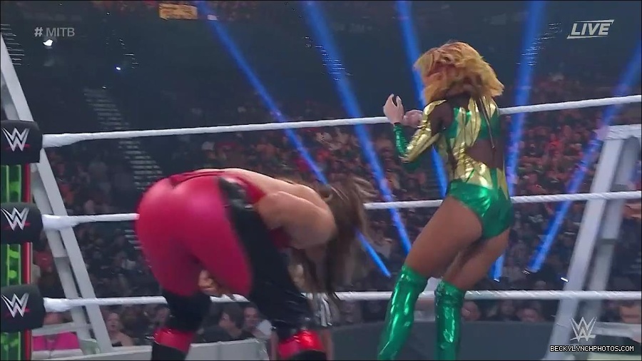 WWE_Money_In_The_Bank_2022_720p_WEB_h264-HEEL_mp4_000817587.jpg