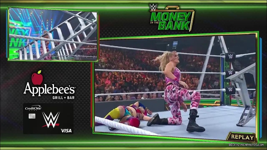 WWE_Money_In_The_Bank_2022_720p_WEB_h264-HEEL_mp4_001115454.jpg