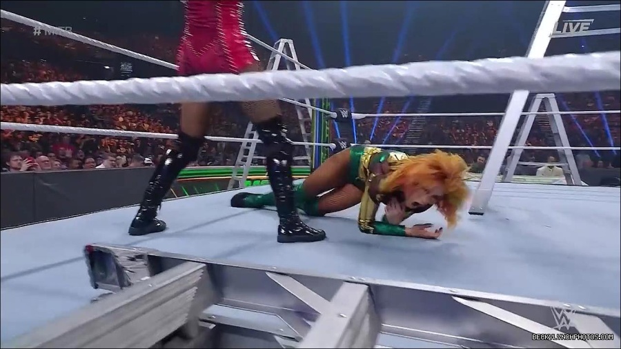 WWE_Money_In_The_Bank_2022_720p_WEB_h264-HEEL_mp4_001333854.jpg
