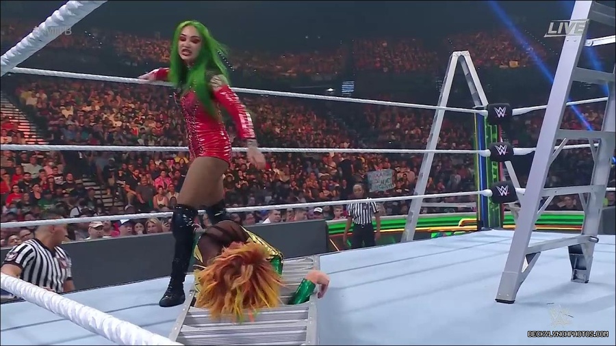 WWE_Money_In_The_Bank_2022_720p_WEB_h264-HEEL_mp4_001353854.jpg