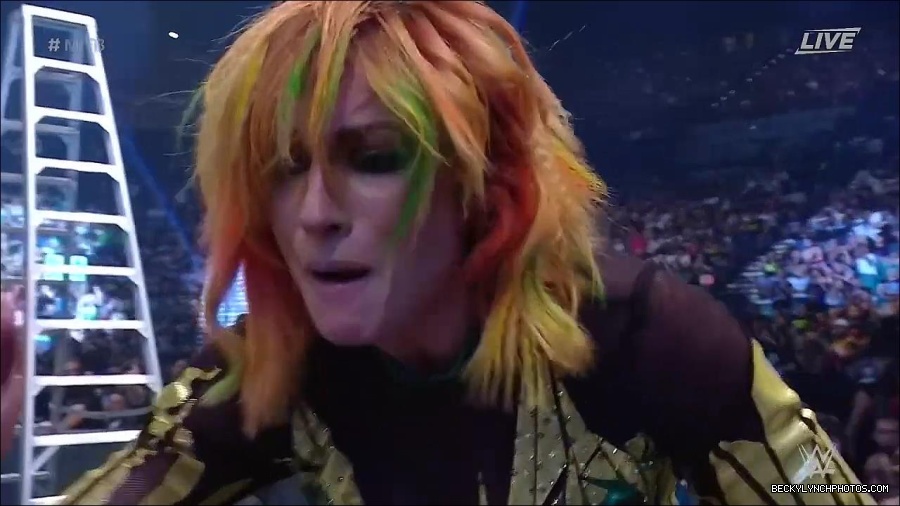 WWE_Money_In_The_Bank_2022_720p_WEB_h264-HEEL_mp4_001795421.jpg