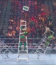 WWE_Money_In_The_Bank_2022_720p_WEB_h264-HEEL_mp4_001664187.jpg