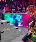 WWE_RAW_4th_July_2022_720p_WEBRip_h264_mp4_008043294.jpg