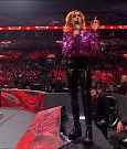 WWE_Monday_Night_RAW_2022_07_11_720p_HDTV_x264-Star_mkv_002232410.jpg