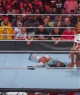 WWE_Monday_Night_RAW_2022_07_18_720p_HDTV_x264-Star_mkv_000873170.jpg