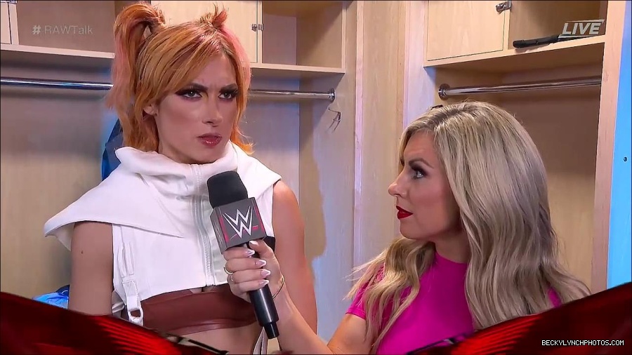 WWE_Raw_Talk_2022_07_18_720p_WEB_h264-HEEL_mp4_001263387.jpg