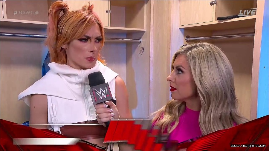 WWE_Raw_Talk_2022_07_18_720p_WEB_h264-HEEL_mp4_001263787.jpg