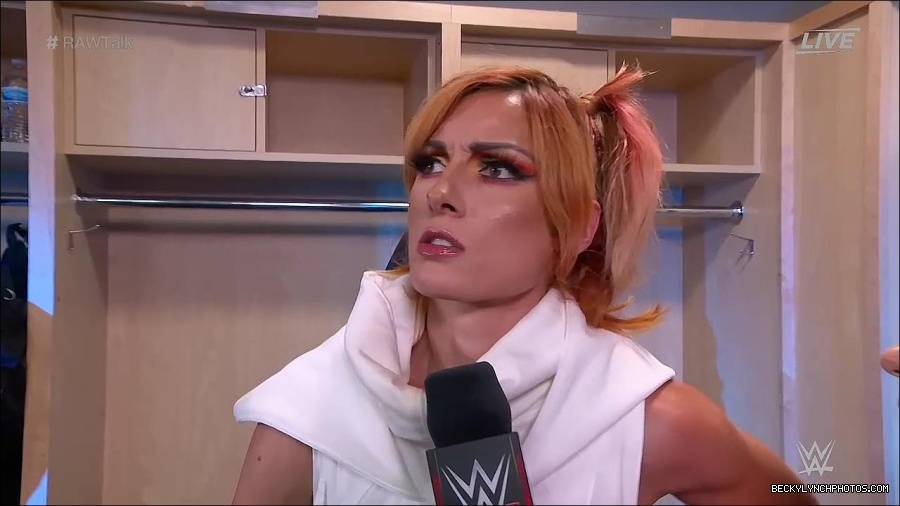 WWE_Raw_Talk_2022_07_18_720p_WEB_h264-HEEL_mp4_001310187.jpg