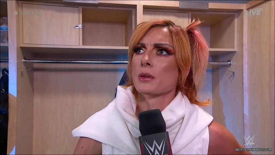 WWE_Raw_Talk_2022_07_18_720p_WEB_h264-HEEL_mp4_001310587.jpg