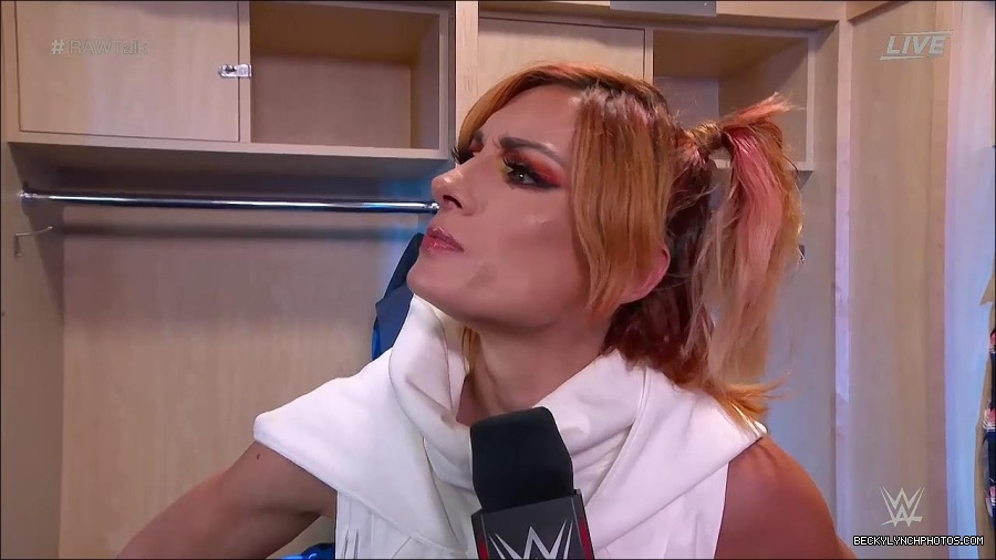WWE_Raw_Talk_2022_07_18_720p_WEB_h264-HEEL_mp4_001311787.jpg