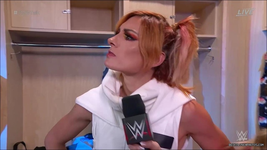 WWE_Raw_Talk_2022_07_18_720p_WEB_h264-HEEL_mp4_001312187.jpg