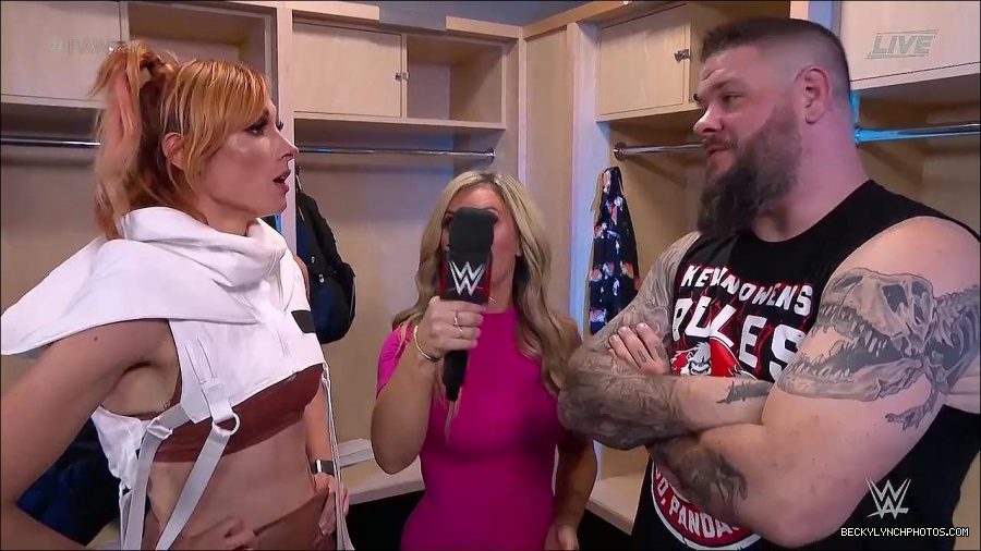 WWE_Raw_Talk_2022_07_18_720p_WEB_h264-HEEL_mp4_001324187.jpg