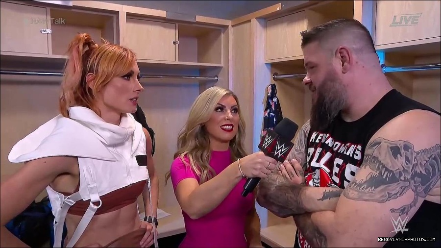 WWE_Raw_Talk_2022_07_18_720p_WEB_h264-HEEL_mp4_001327787.jpg