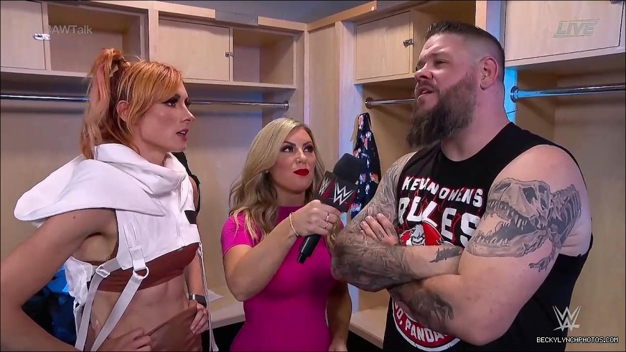 WWE_Raw_Talk_2022_07_18_720p_WEB_h264-HEEL_mp4_001328987.jpg