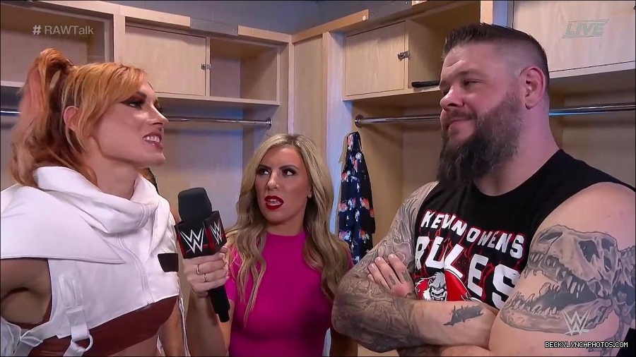 WWE_Raw_Talk_2022_07_18_720p_WEB_h264-HEEL_mp4_001335387.jpg