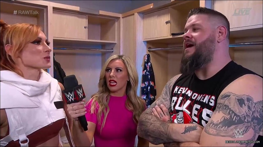 WWE_Raw_Talk_2022_07_18_720p_WEB_h264-HEEL_mp4_001335787.jpg