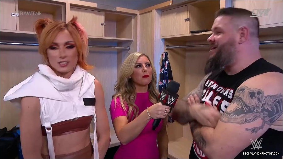 WWE_Raw_Talk_2022_07_18_720p_WEB_h264-HEEL_mp4_001338187.jpg