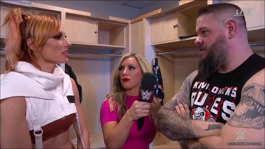 WWE_Raw_Talk_2022_07_18_720p_WEB_h264-HEEL_mp4_001344587.jpg